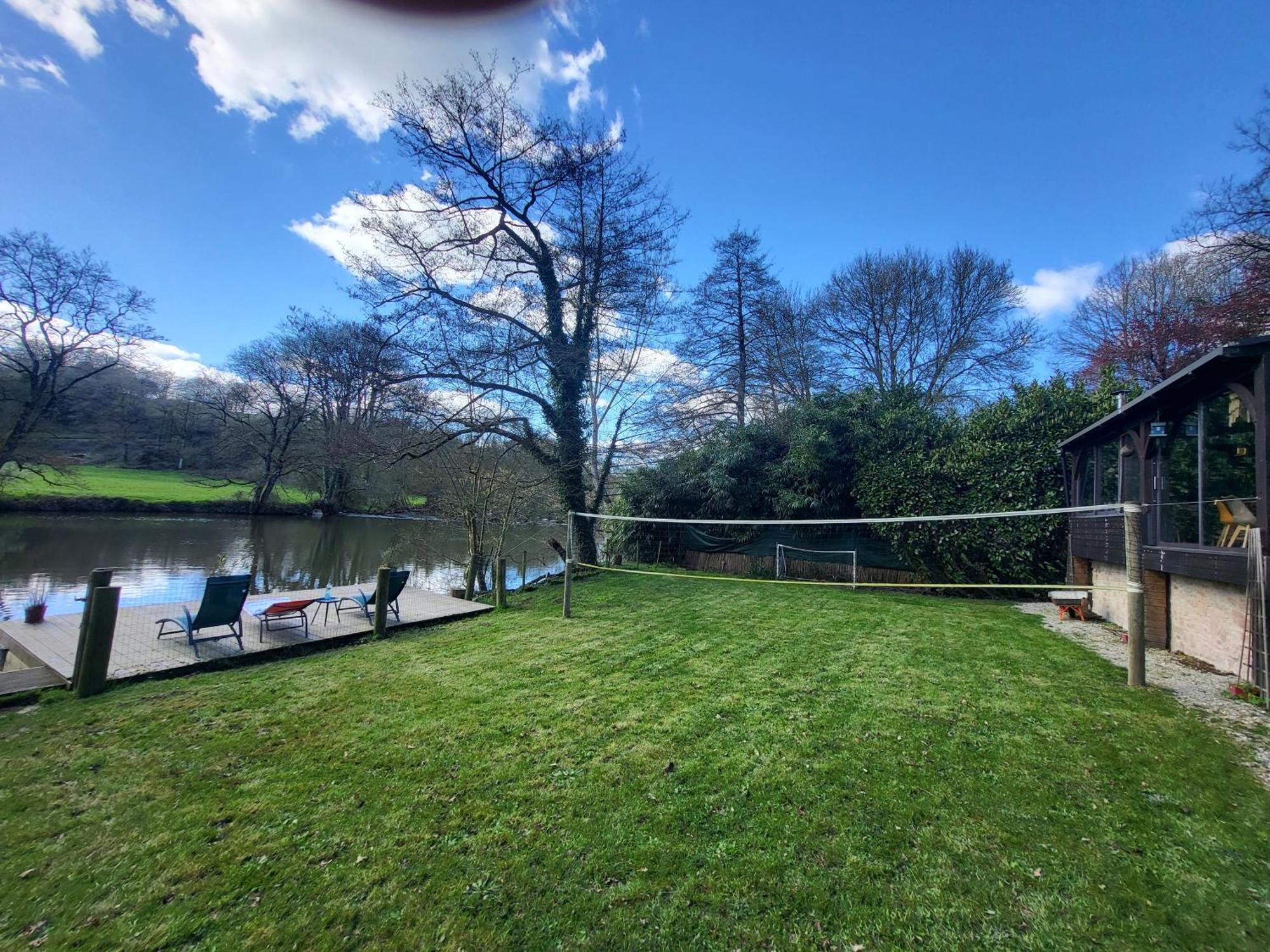 Villa Chez Nirina Proche Puys Dufou Mortagne-sur-Sevre Esterno foto